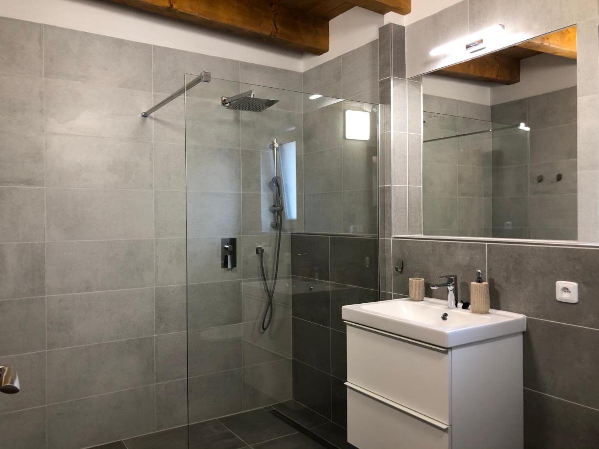 Anico Apartmany Dolni Benesov Ngoại thất bức ảnh