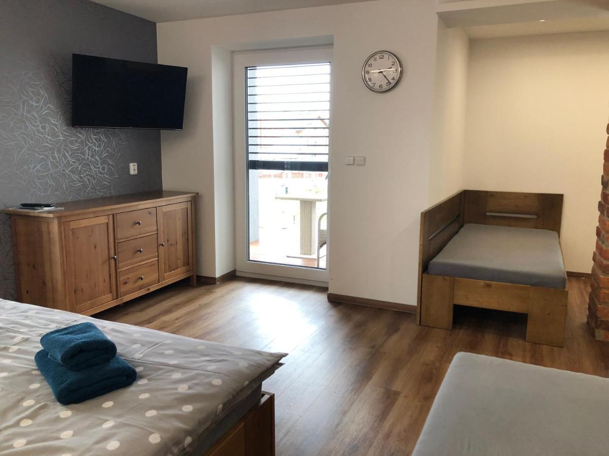 Anico Apartmany Dolni Benesov Ngoại thất bức ảnh