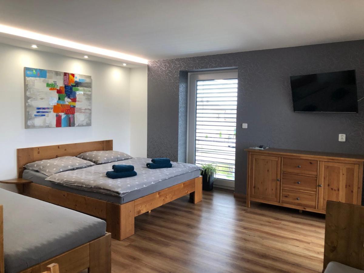 Anico Apartmany Dolni Benesov Ngoại thất bức ảnh