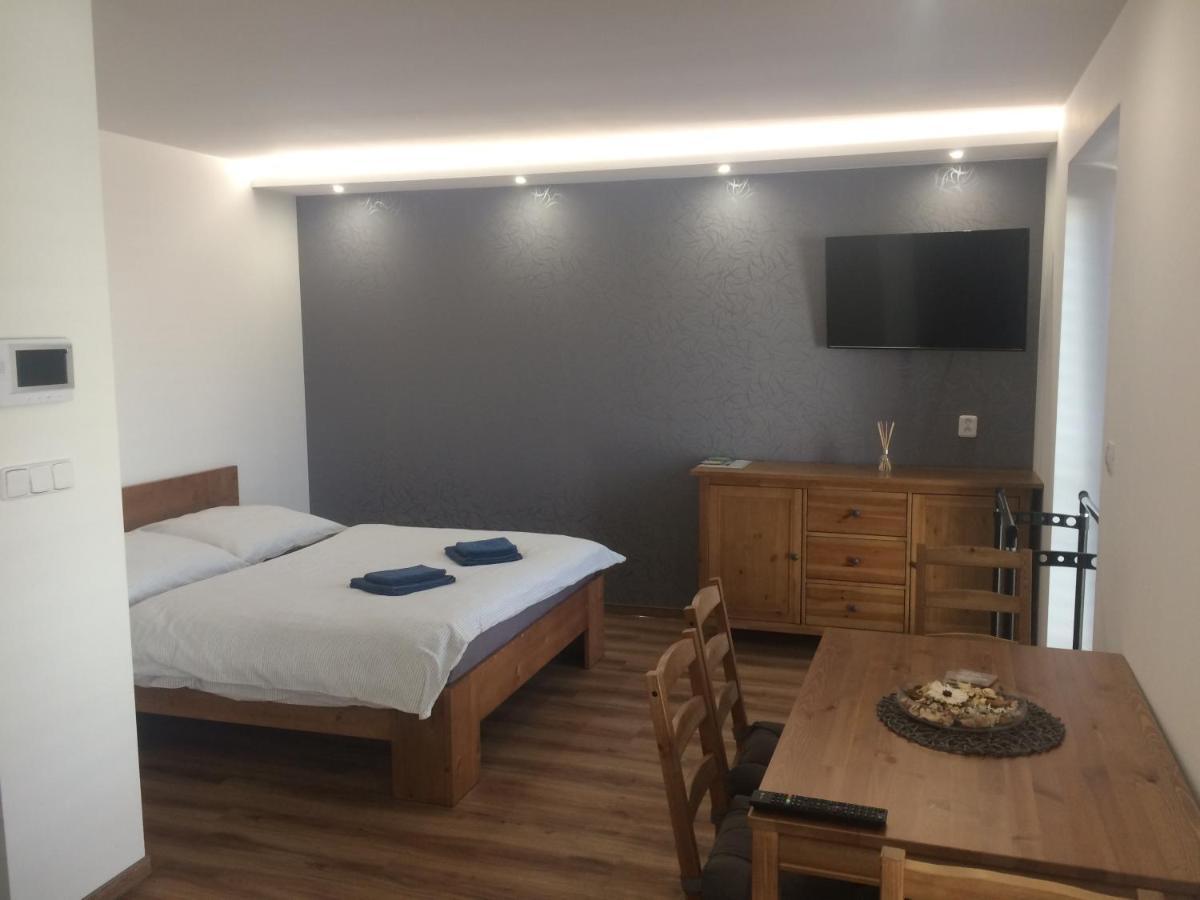 Anico Apartmany Dolni Benesov Ngoại thất bức ảnh