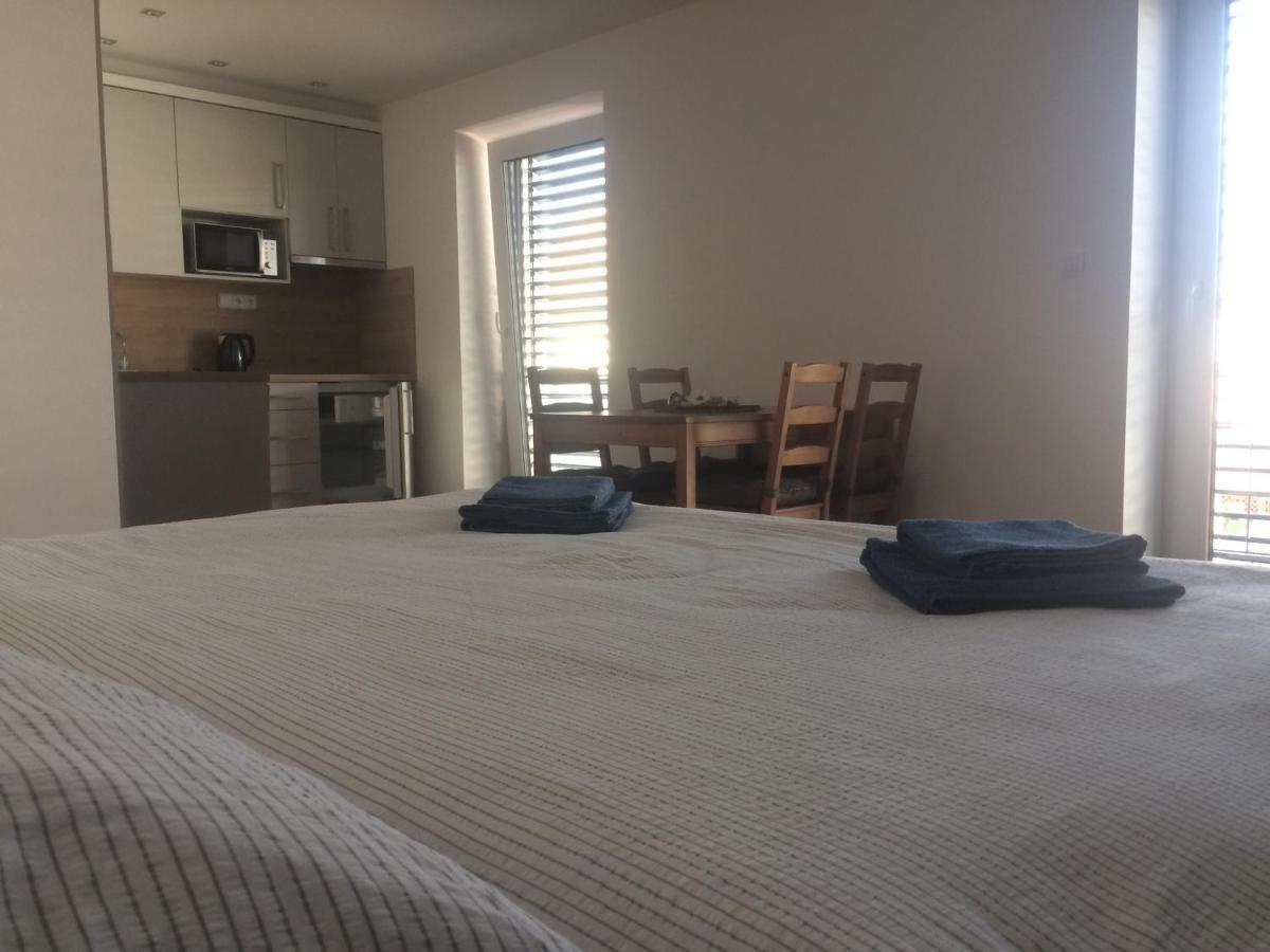 Anico Apartmany Dolni Benesov Ngoại thất bức ảnh